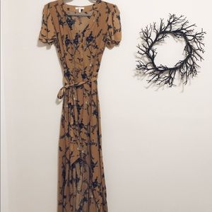 NWOT Maurices Floral High Low